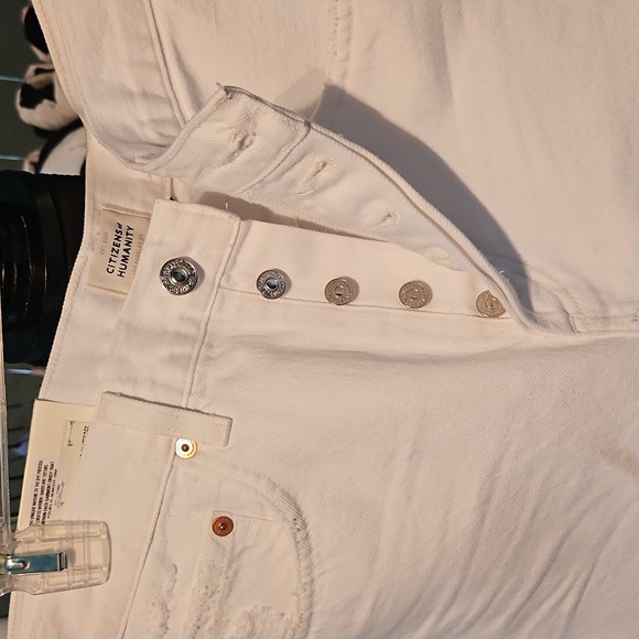 Citizens Of Humanity White Frayed Jean Shorts - Picture 5 of 8